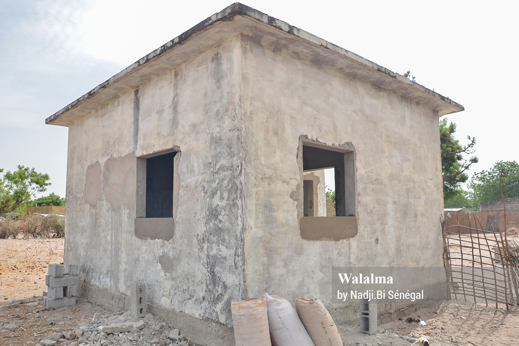 Rénovation bâtiment moulin solaire Soussoum Ndiaganiao Walalma 2023